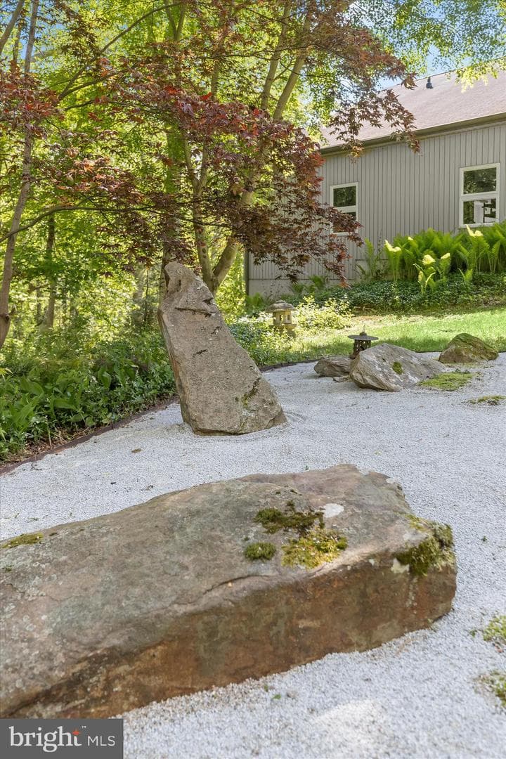927 Buckhorn Road photo 111