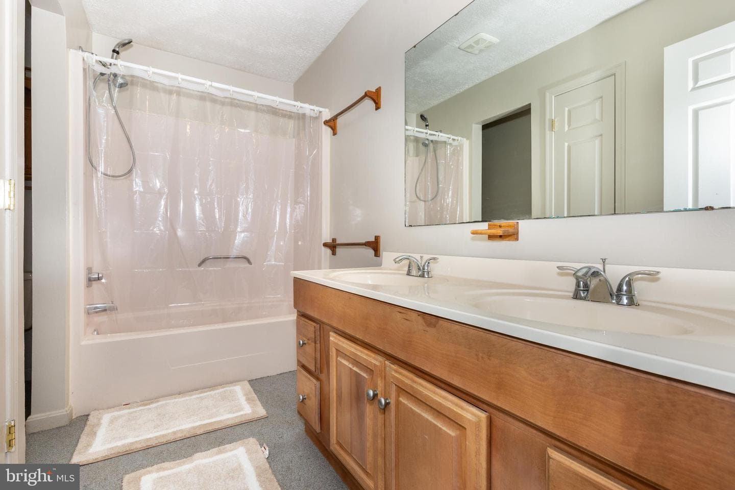 2203 Green Haven Way photo 32