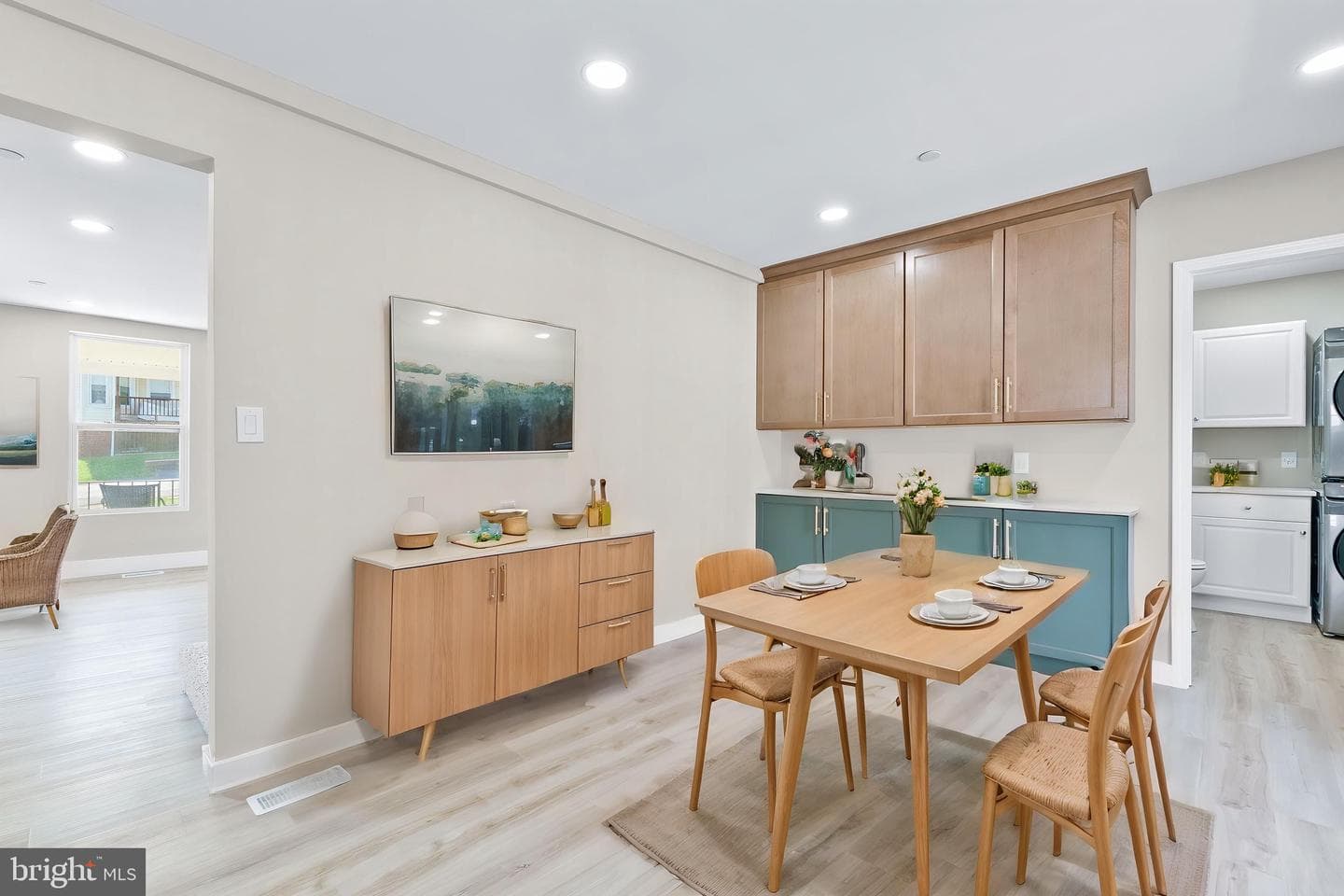 11 Baker Avenue photo 15