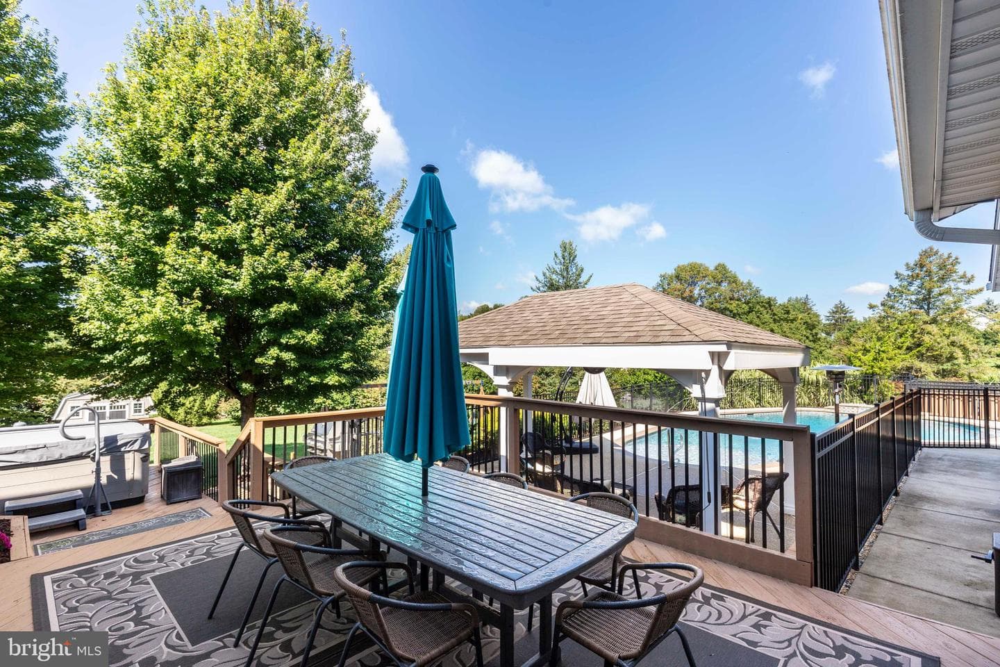 3297 Saint Georges Court photo 24