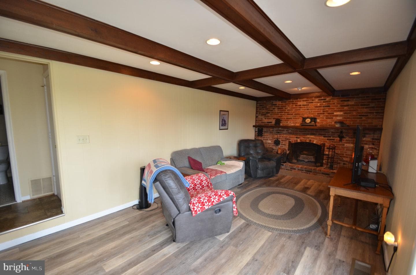901 Lee Avenue photo 29