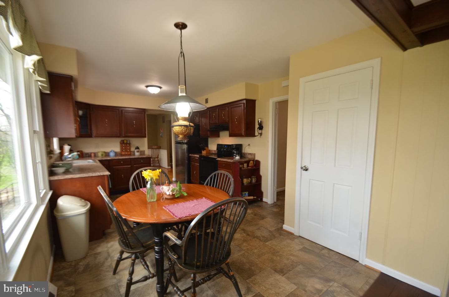 901 Lee Avenue photo 31