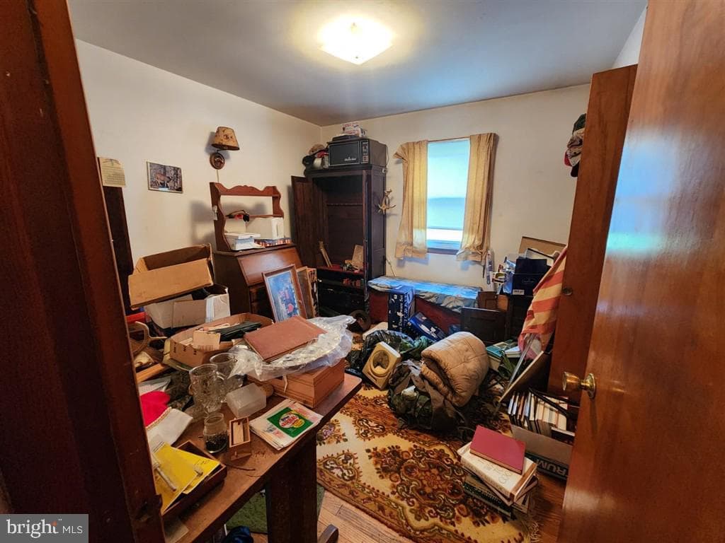 307 Barnes Avenue photo 14