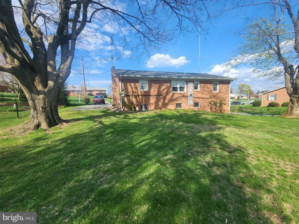 307 Barnes Avenue photo 3