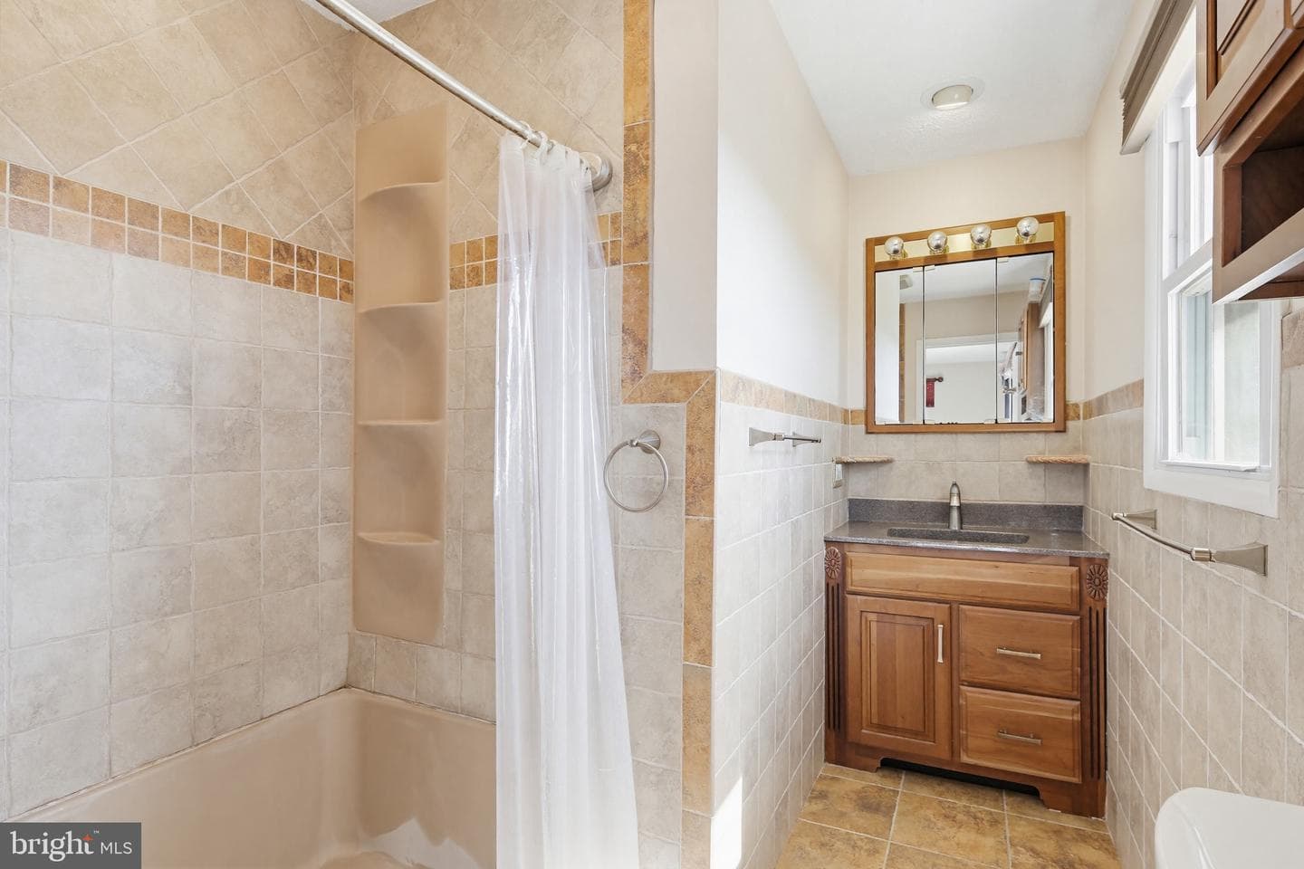 603 Yorkminster Court photo 12