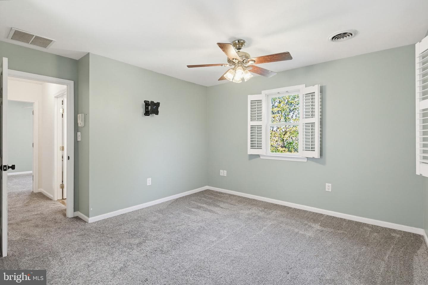 6346 Barnett Avenue photo 29