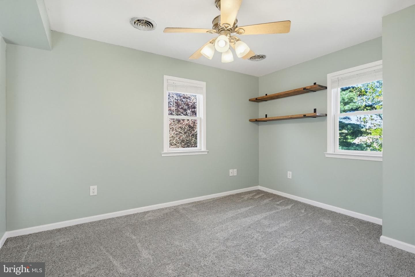 6346 Barnett Avenue photo 31