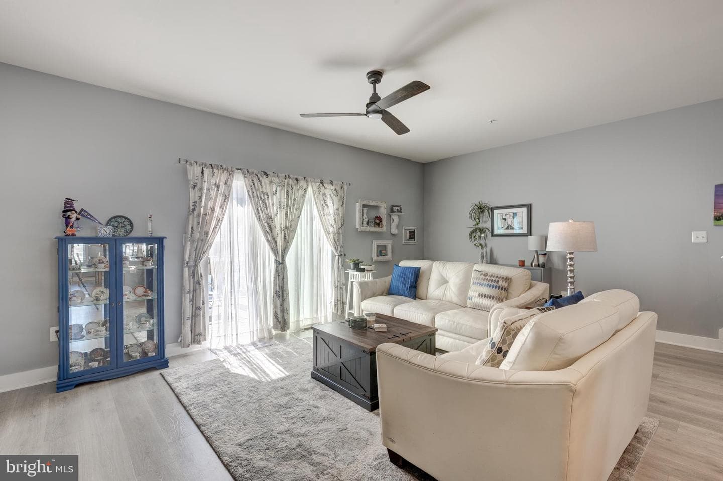 2723 Town View Circle photo 17
