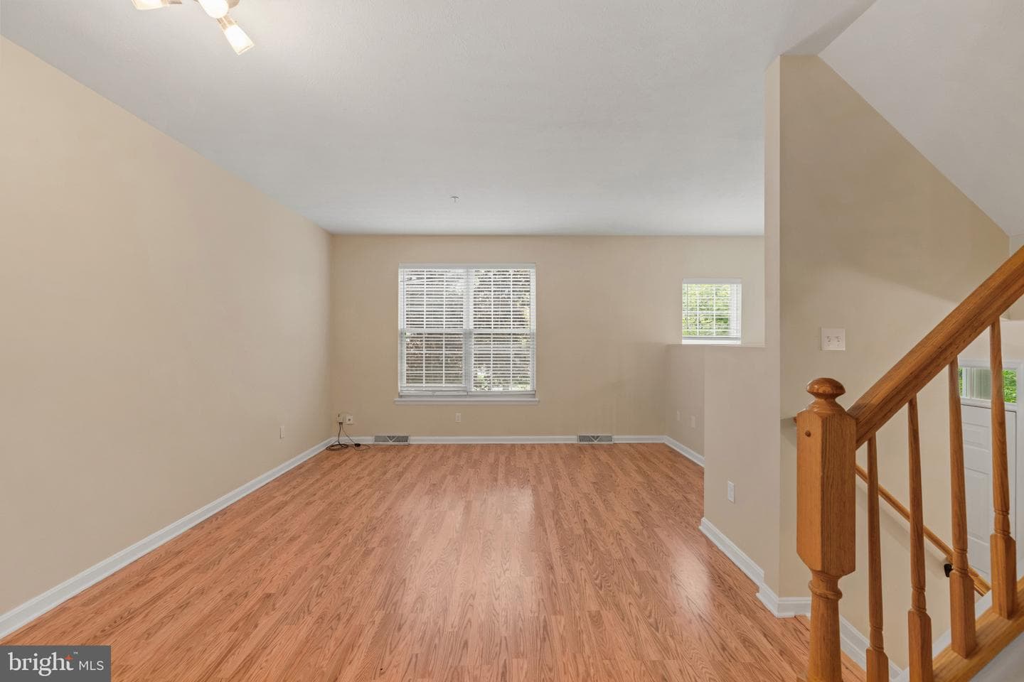 696 Tram Way photo 6