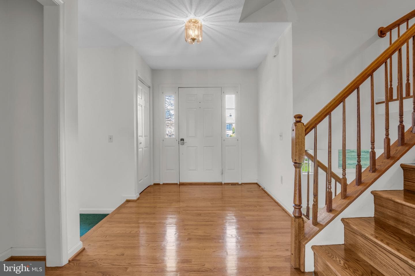2871 Constellation Way photo 4