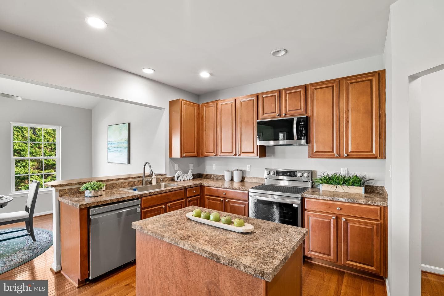 2790 Quantim Court photo 10