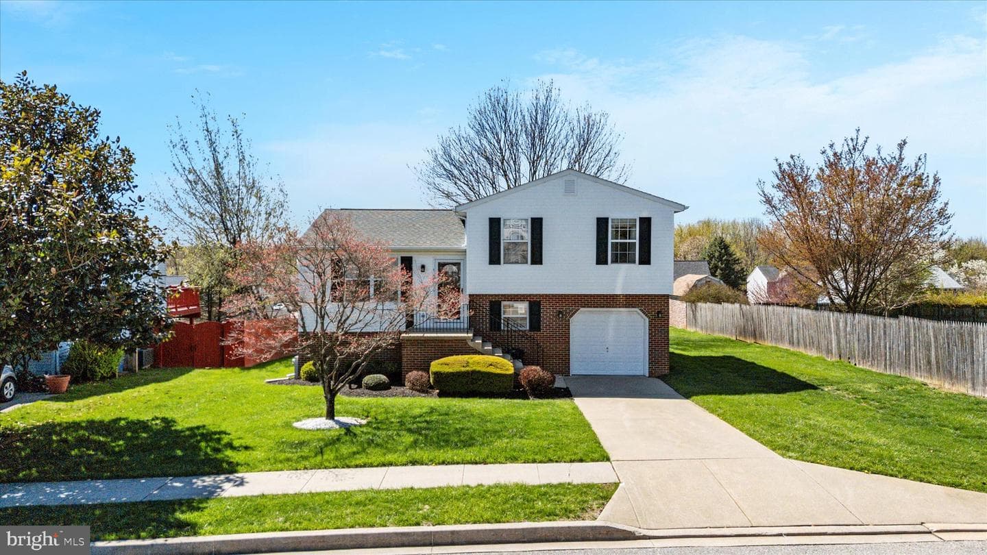1198 N Carroll Street photo 2