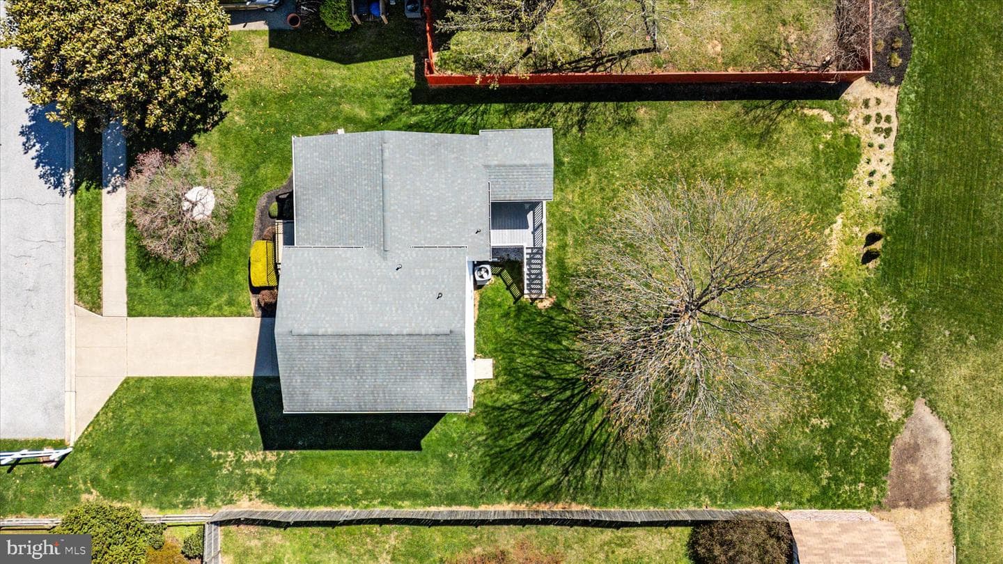 1198 N Carroll Street photo 37