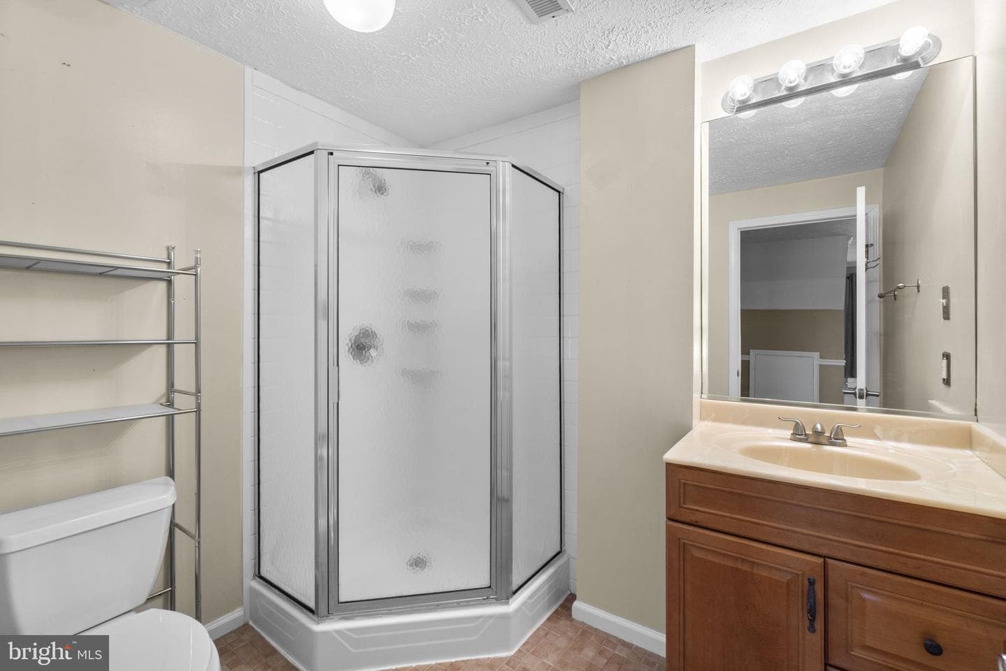 222 Hoff Court photo 26