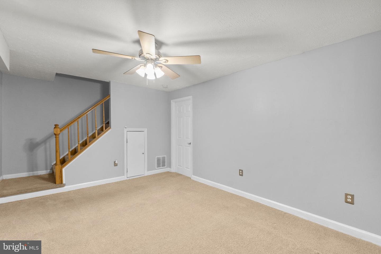 222 Hoff Court photo 31