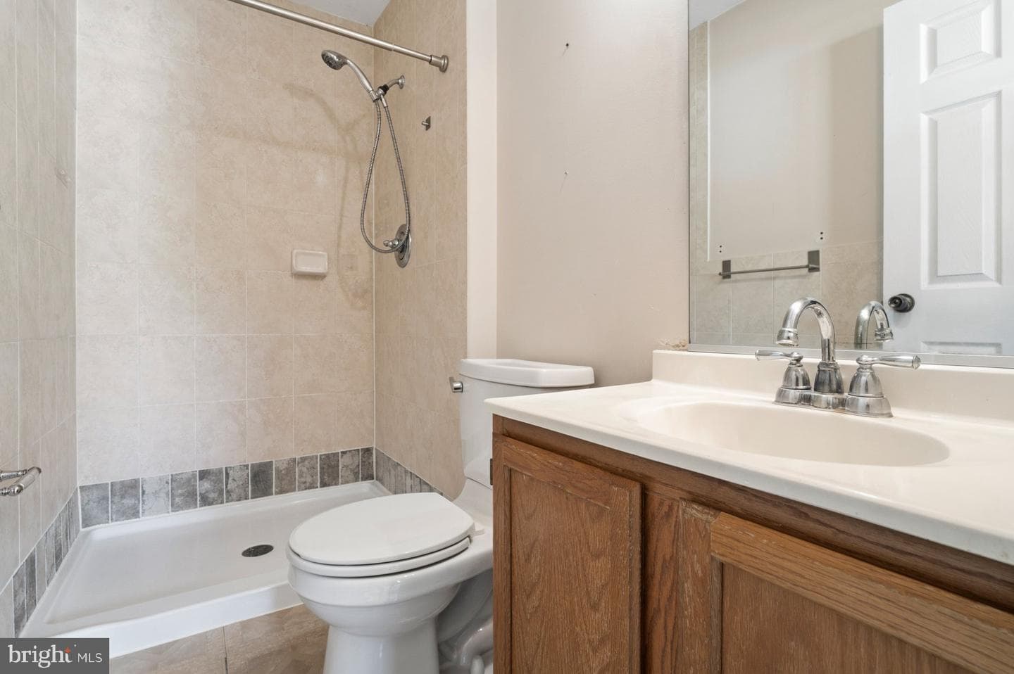 400 Doral Court photo 15