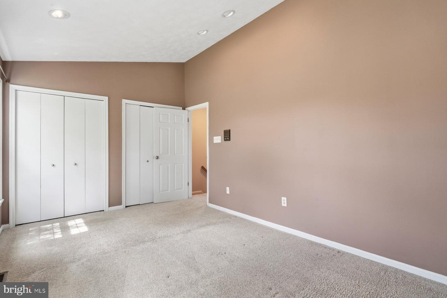 400 Doral Court photo 20