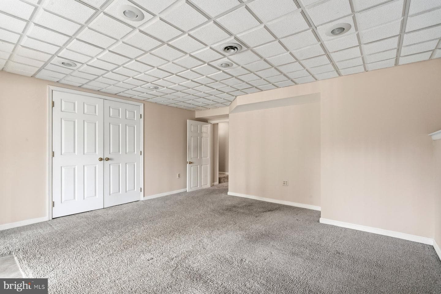 400 Doral Court photo 23