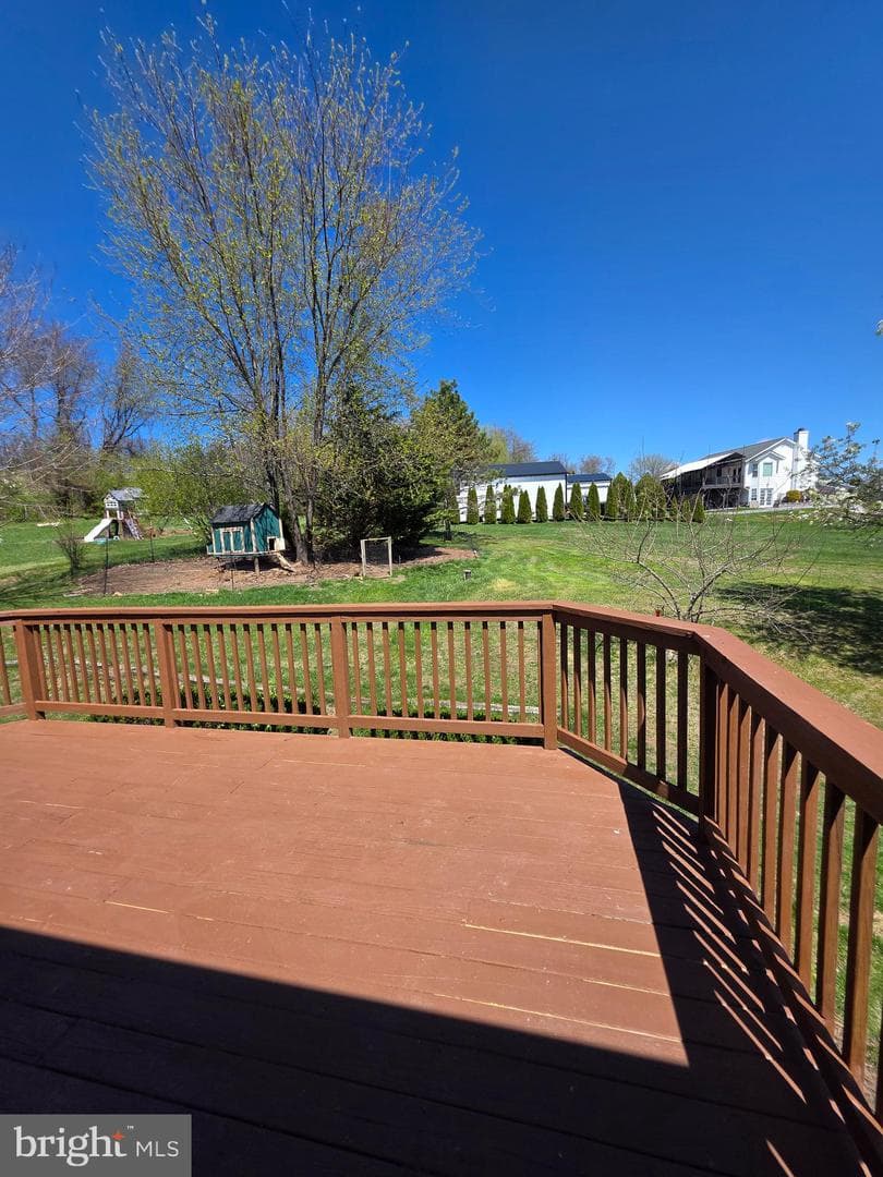 4720 Trail Court photo 4