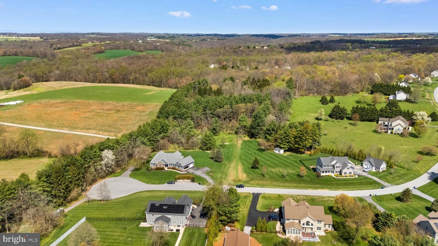 Farmington, Woodbine