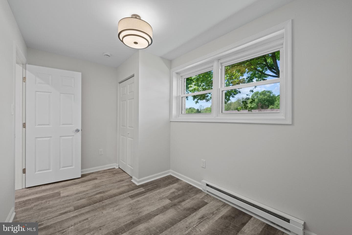 1956 Gardenia Street photo 36