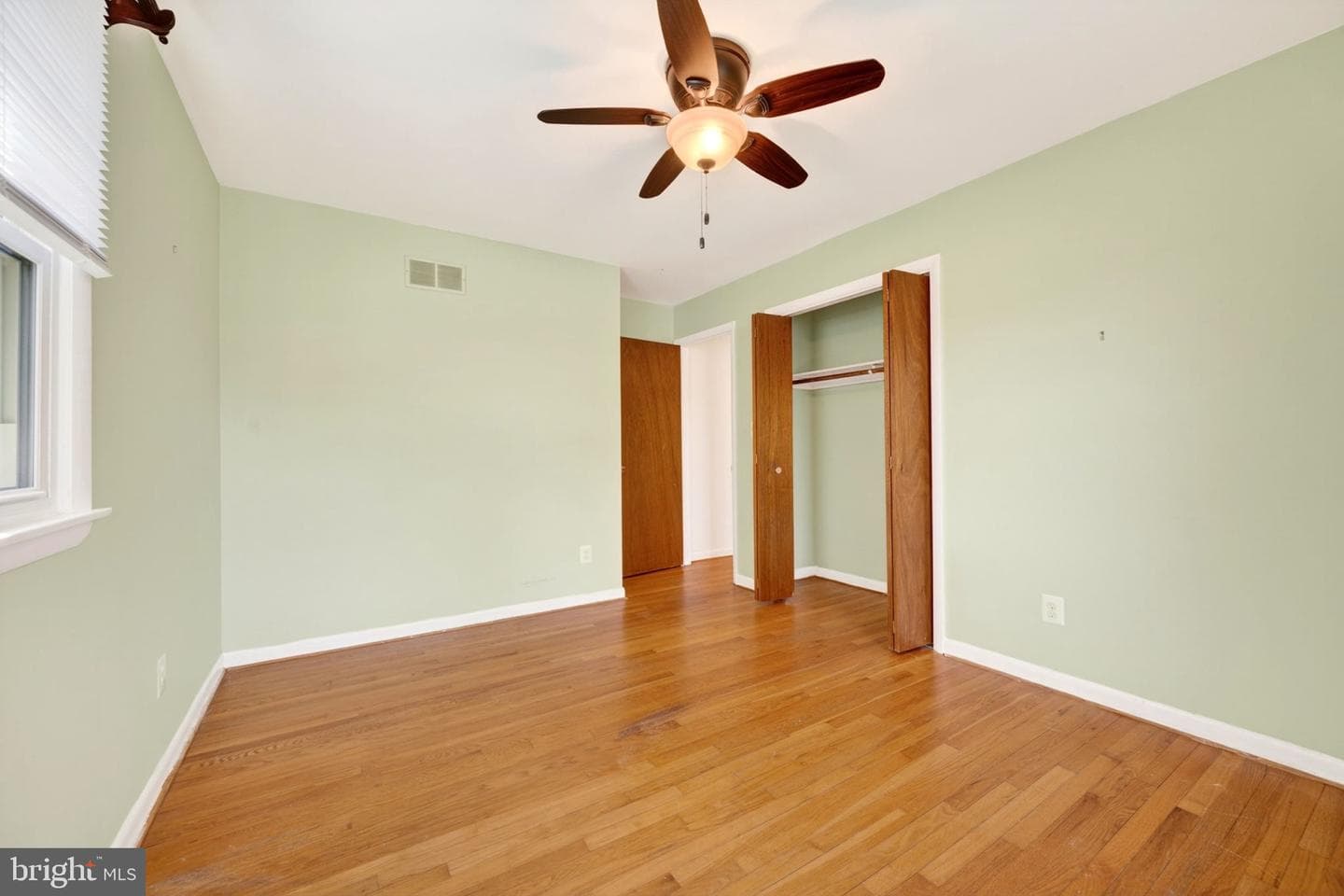 730 Rainbow Court photo 18