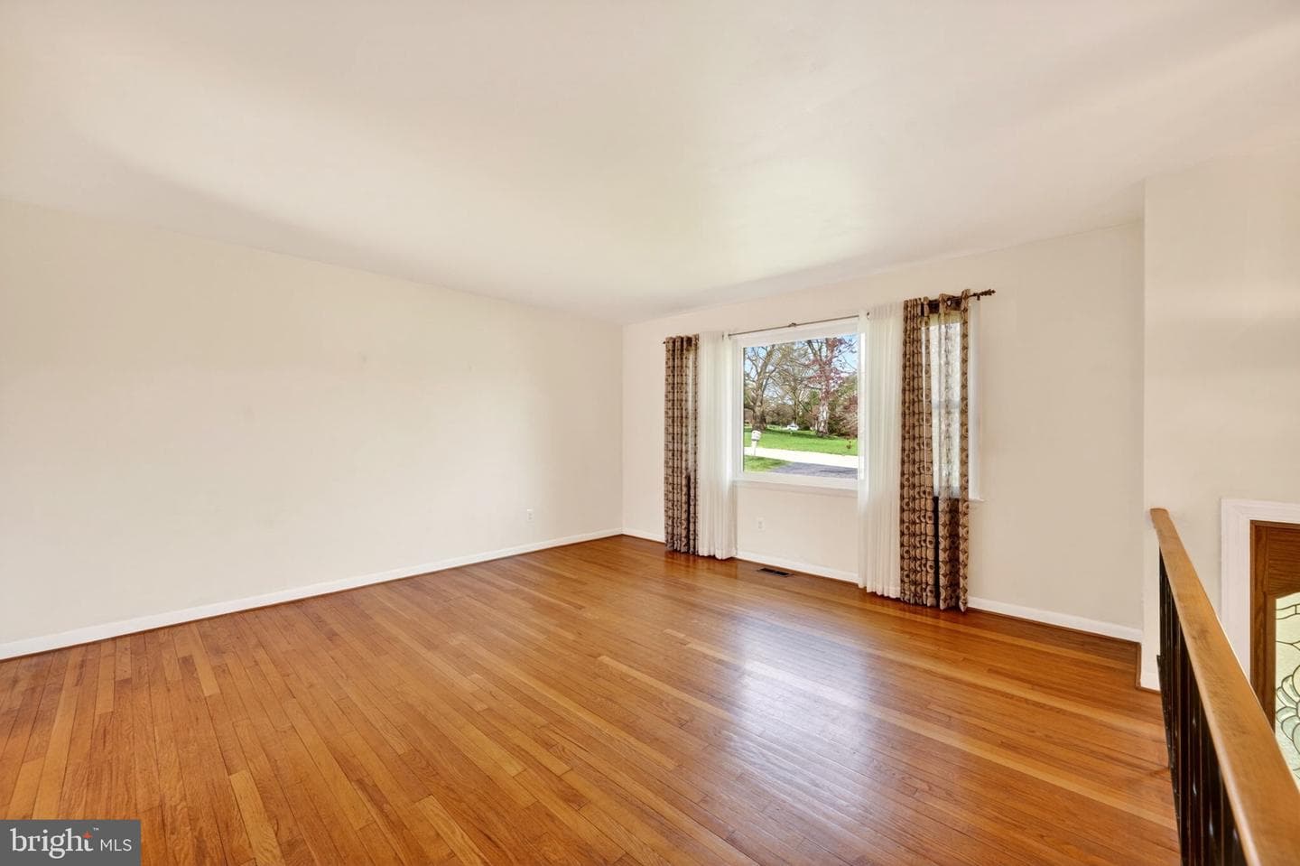730 Rainbow Court photo 5