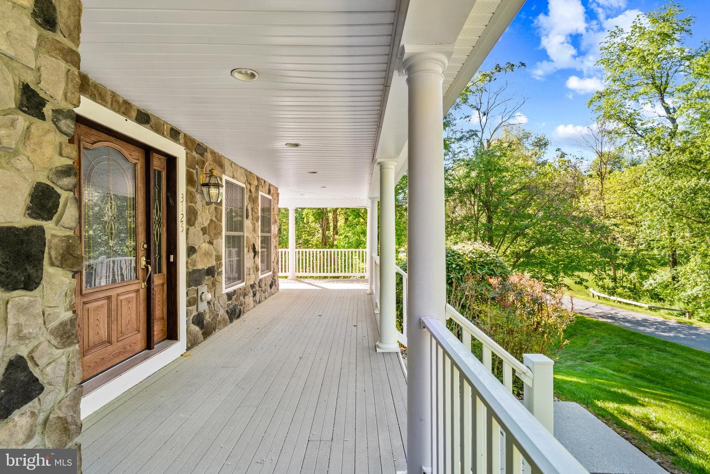 3125 Lakewood Manor Drive photo 4