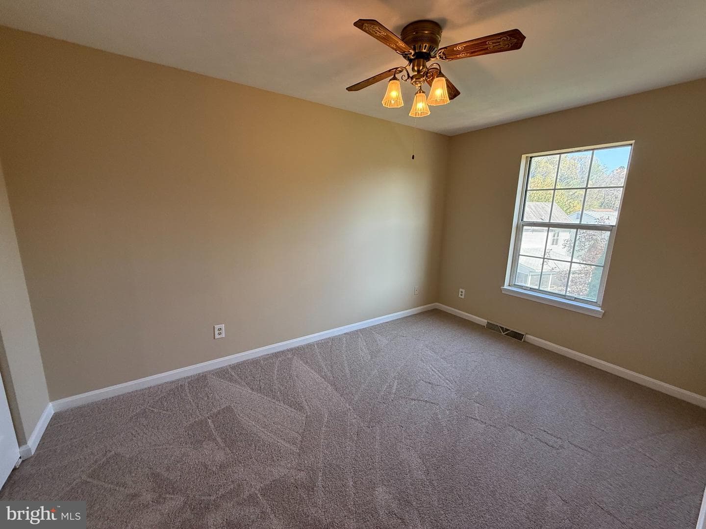 1576 Brimfield Circle photo 28