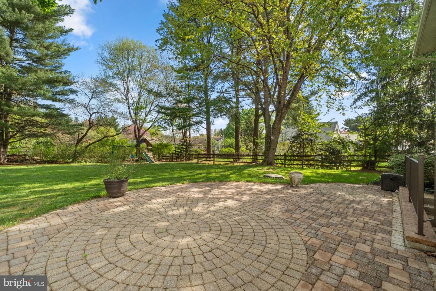 904 Caren Drive photo 38