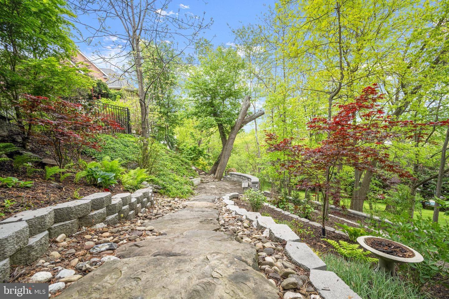 890 Sumner Court photo 61