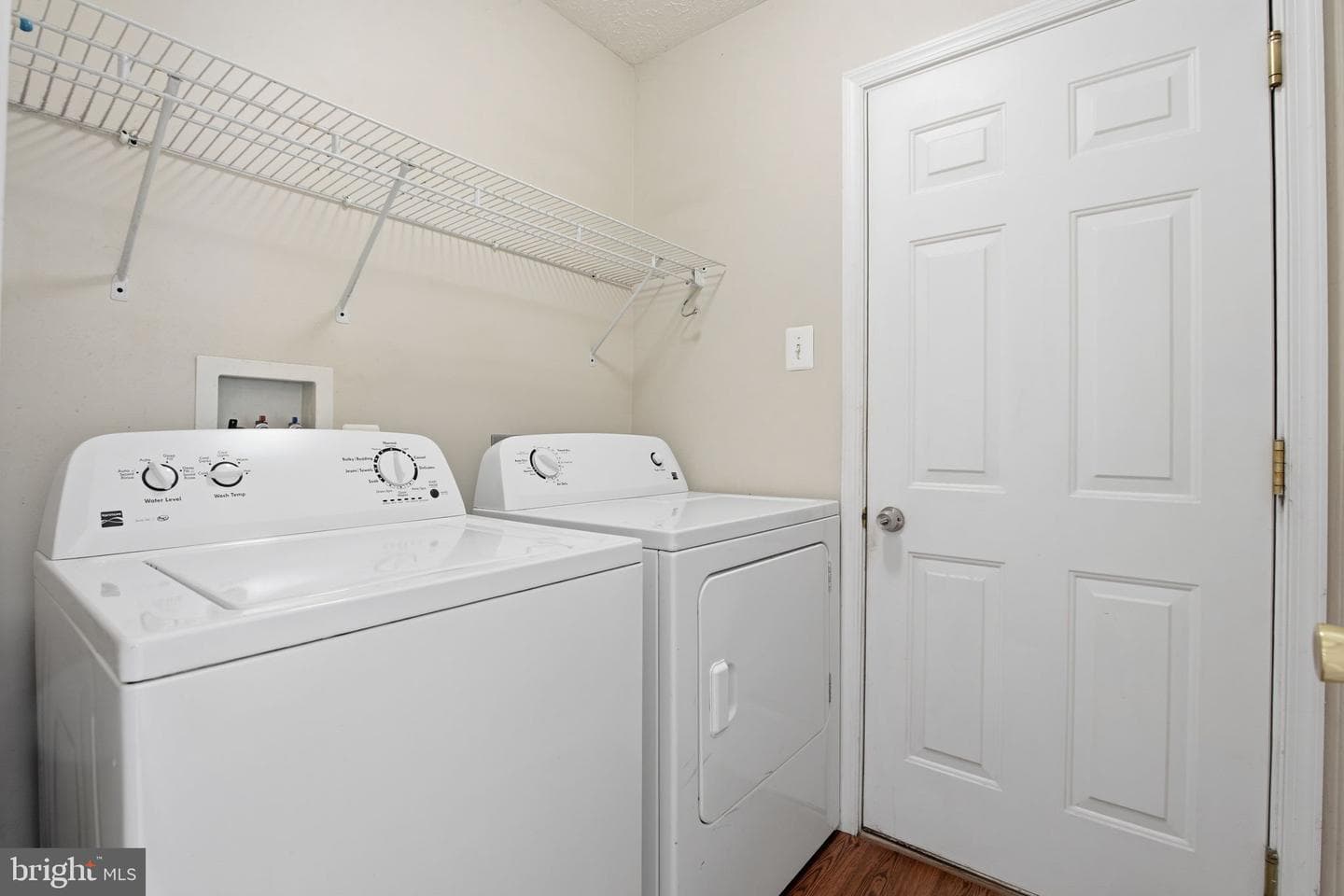 3171 Pyramid Circle photo 16