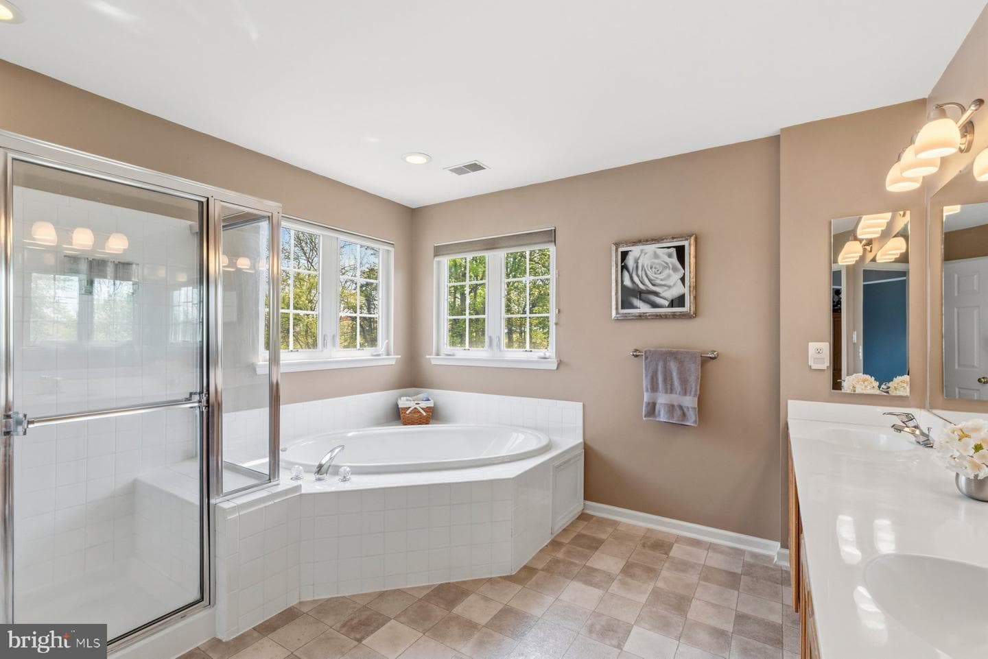 5650 Compton Lane photo 22