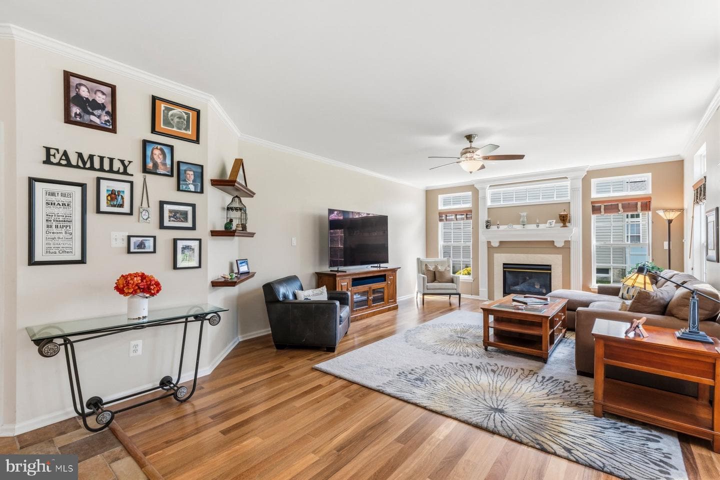 5650 Compton Lane photo 8
