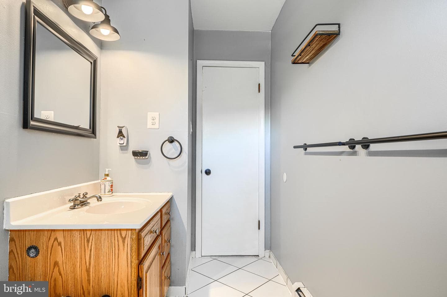 5805 Melville Road photo 22