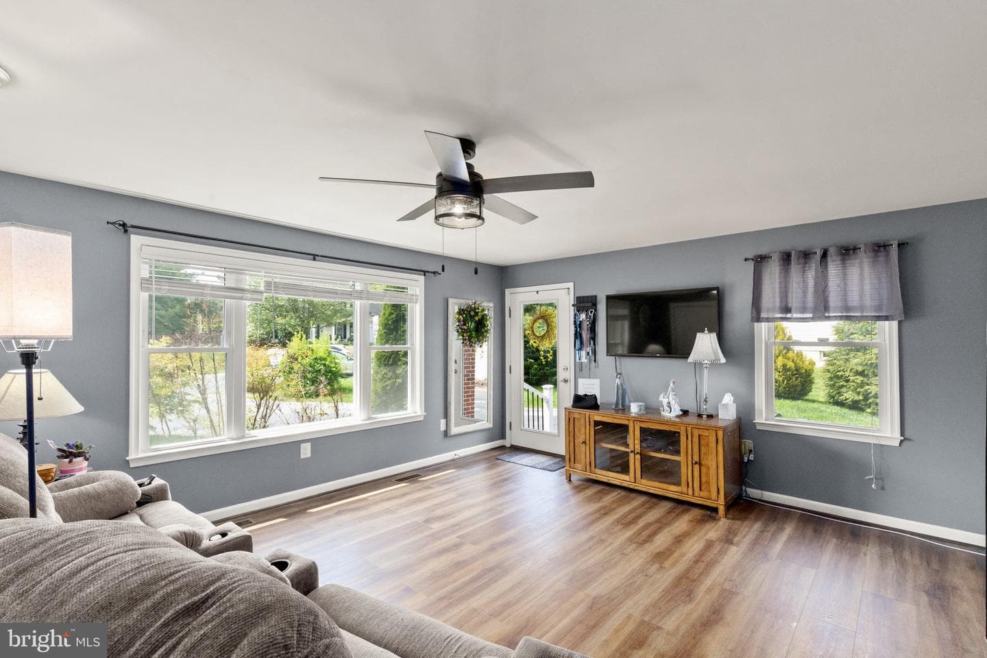 900 Caren Drive photo 20