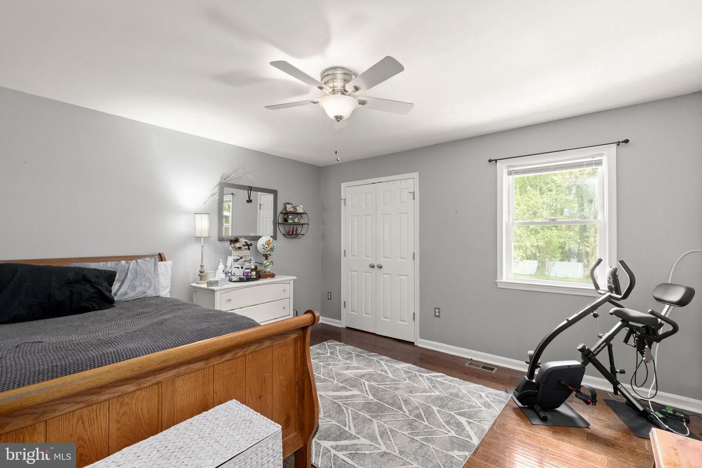 900 Caren Drive photo 33
