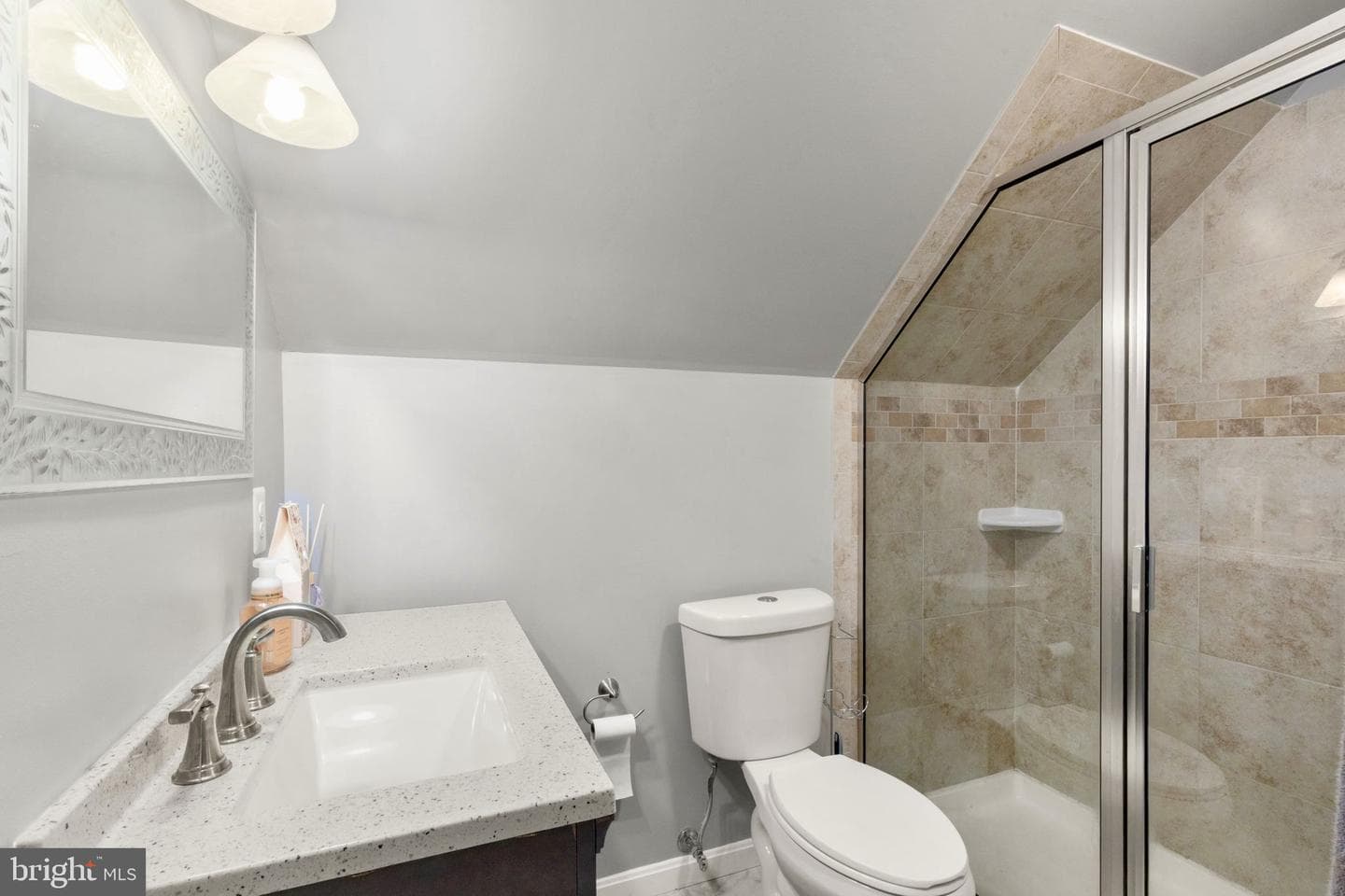 900 Caren Drive photo 37