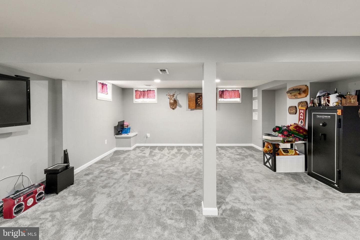 900 Caren Drive photo 41