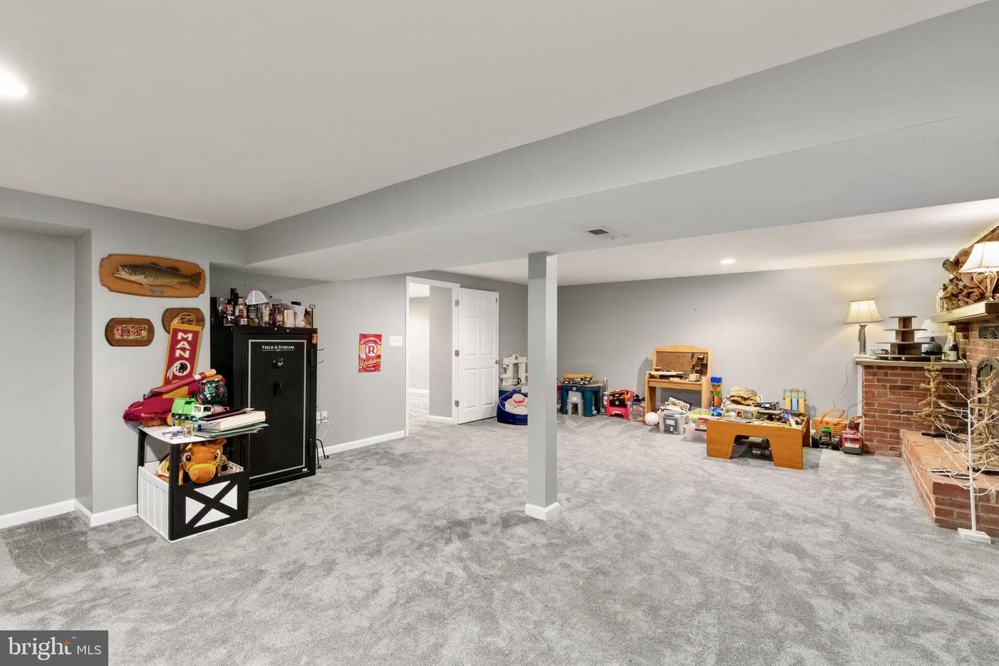 900 Caren Drive photo 42
