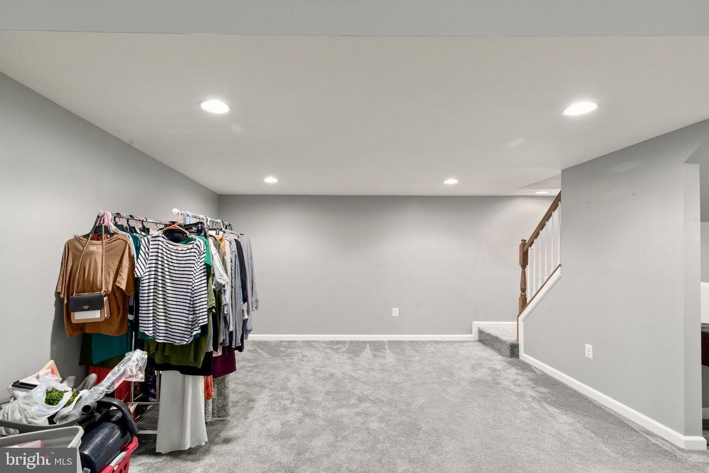 900 Caren Drive photo 45