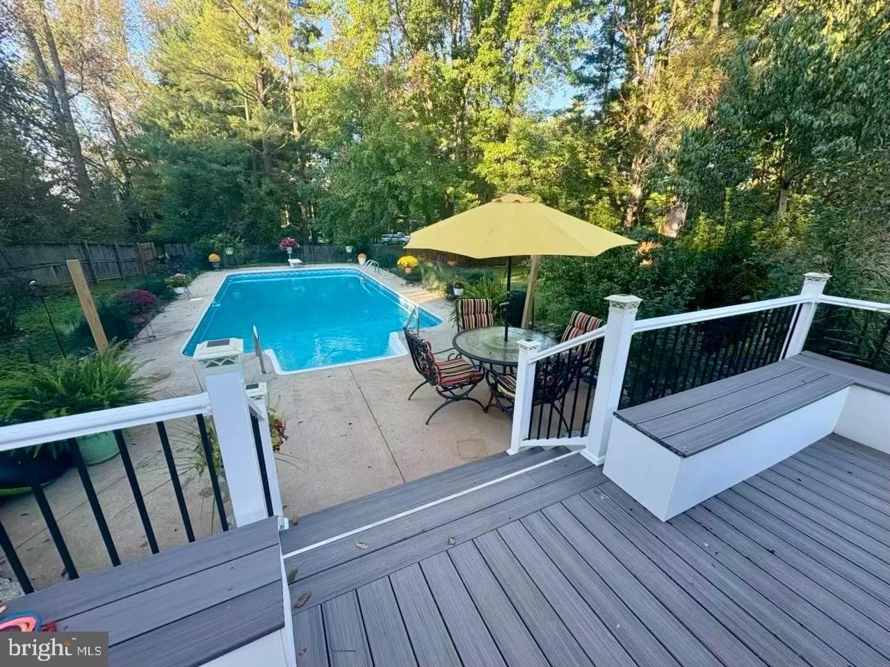 900 Caren Drive photo 52