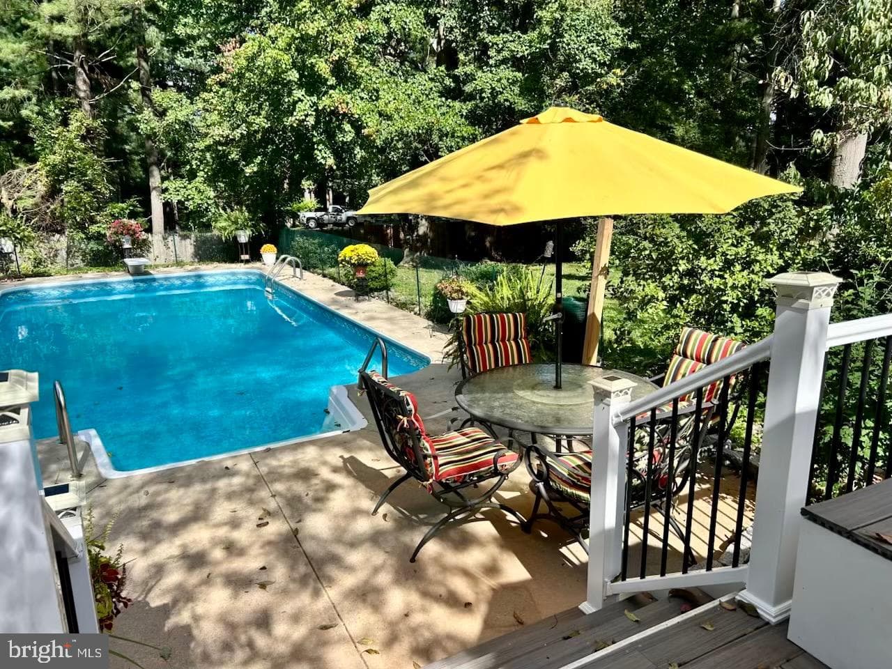 900 Caren Drive photo 53