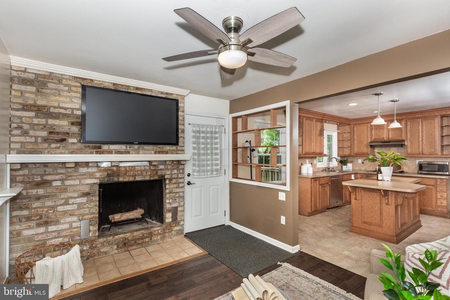 2711 Overview Road photo 21