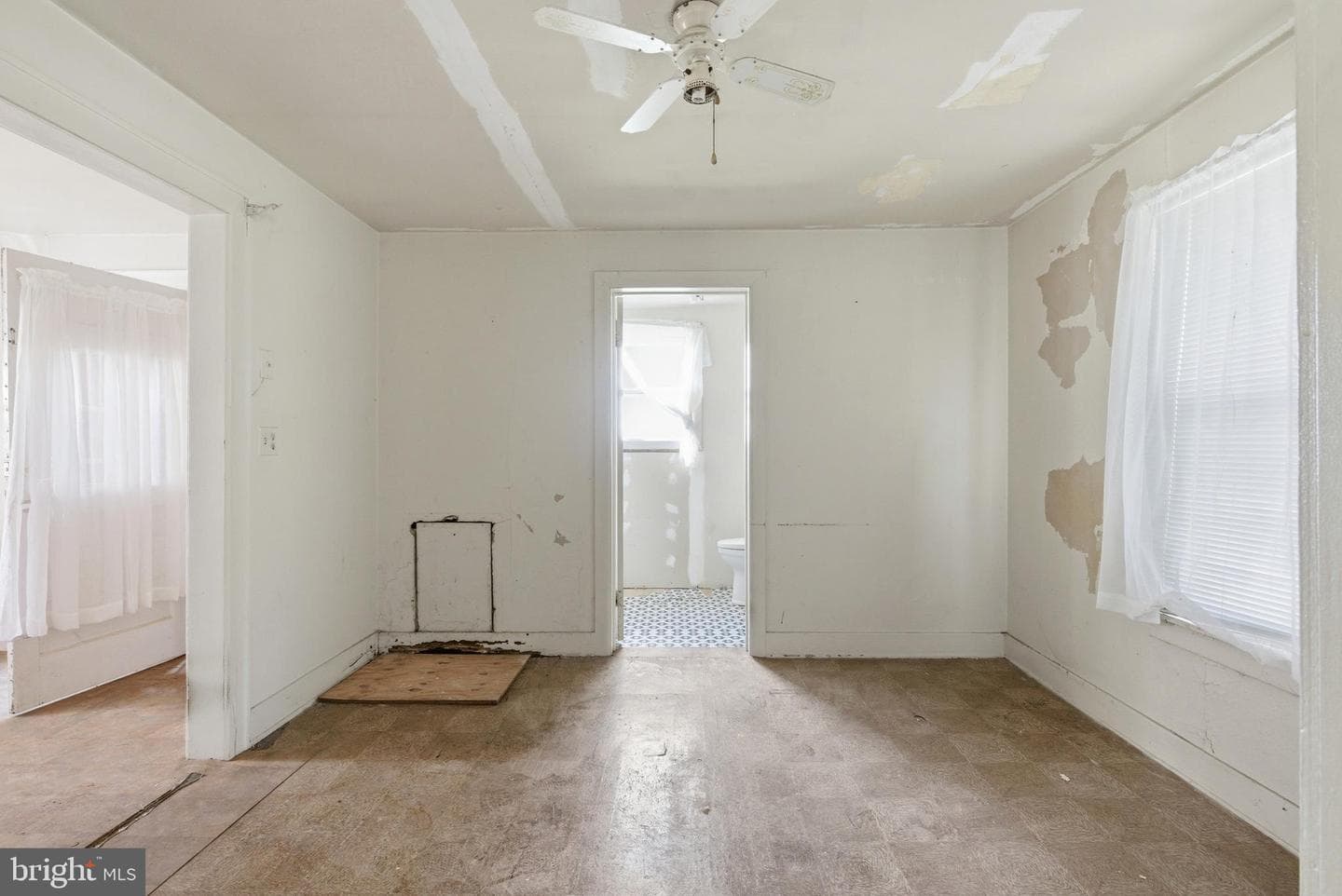 709 Deer Park Road photo 4