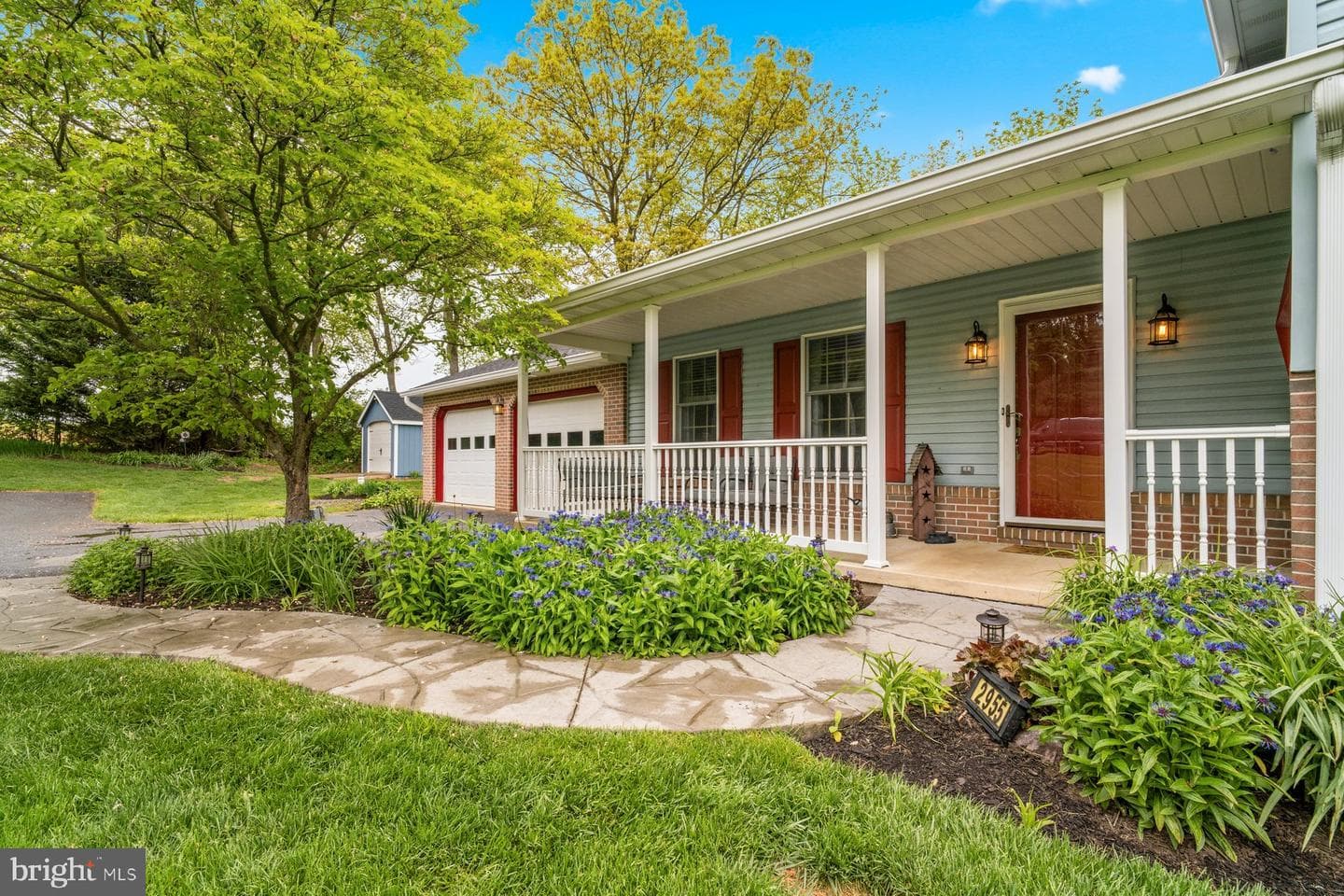 2955 Summer Drive photo 4