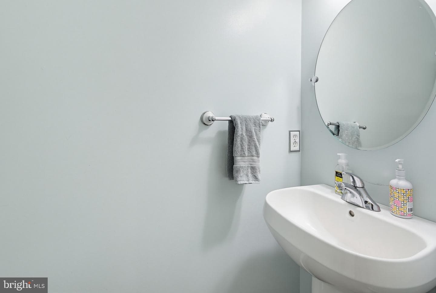 1804 Harrowsmith Court photo 21