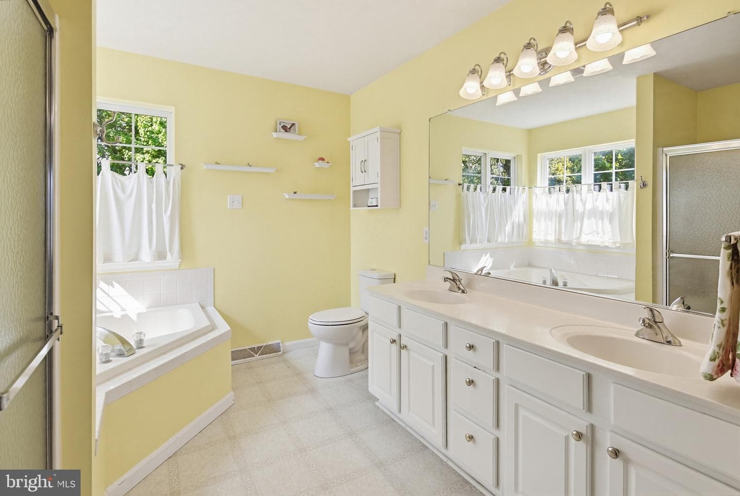 1804 Harrowsmith Court photo 25