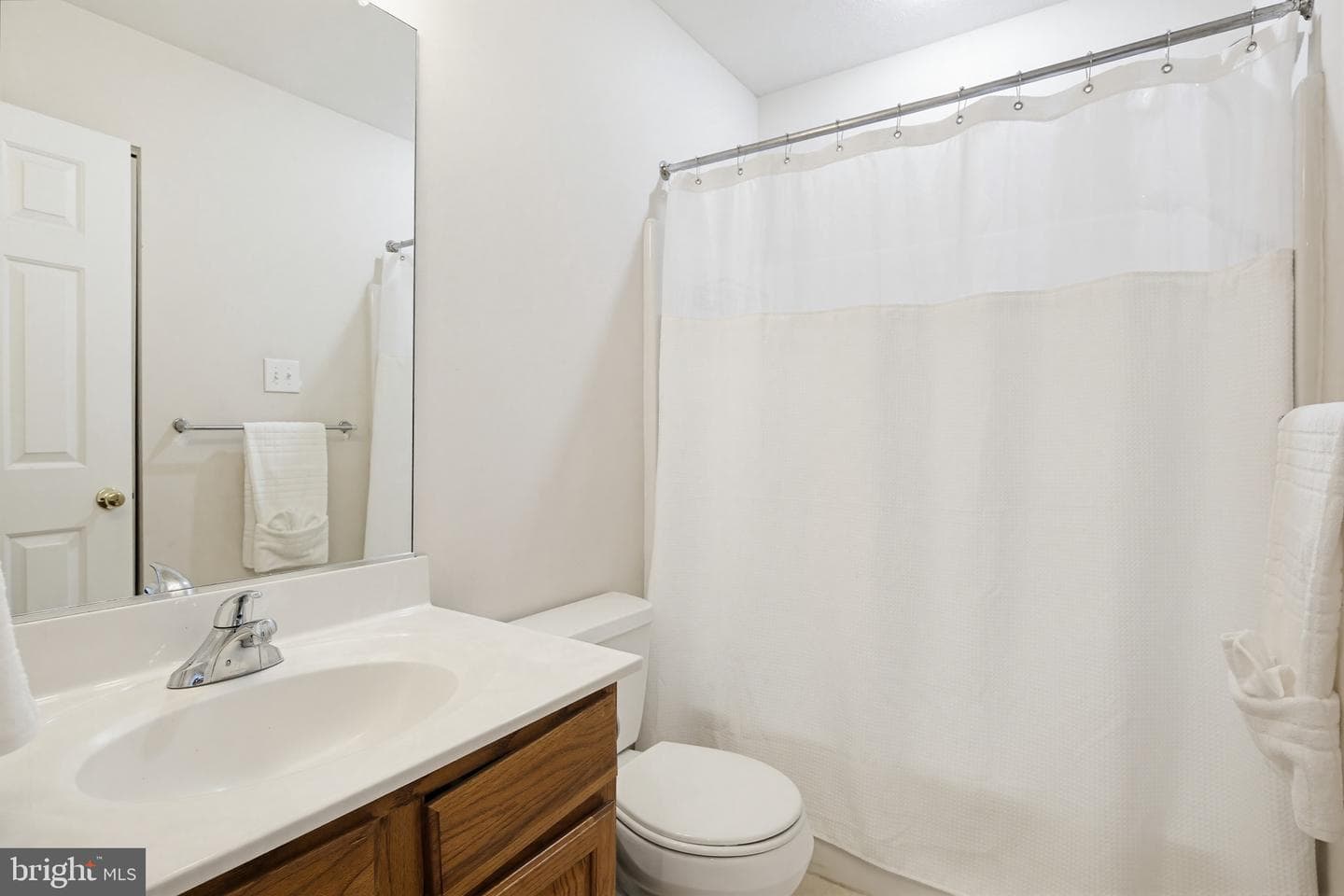 1804 Harrowsmith Court photo 33