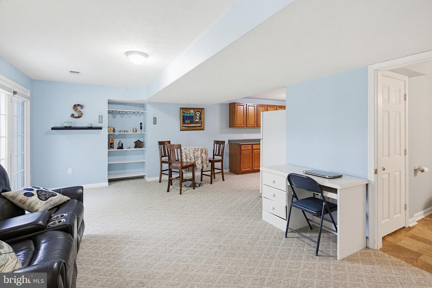 1804 Harrowsmith Court photo 39